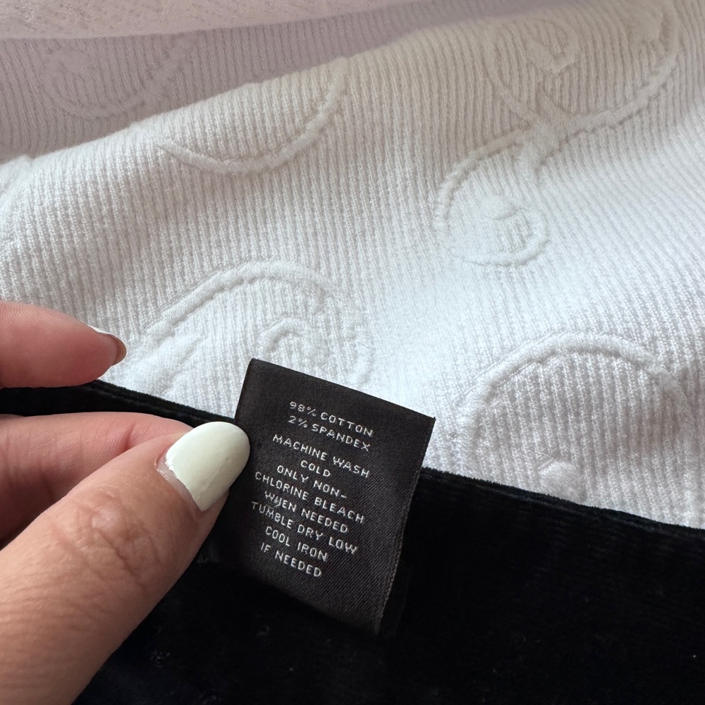 Ann Taylor Signature | Black Straight-Leg Corduroy Pants Size 2 - Picture 8 of 13
